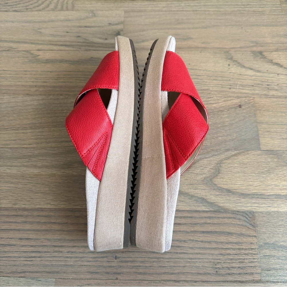 Vionic Red Leather Hayden Sandals - Picture 6 of 7